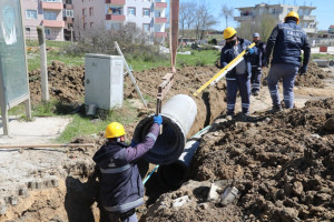 Yağmur Suyu Hattı Çalışmaları Sürüyor